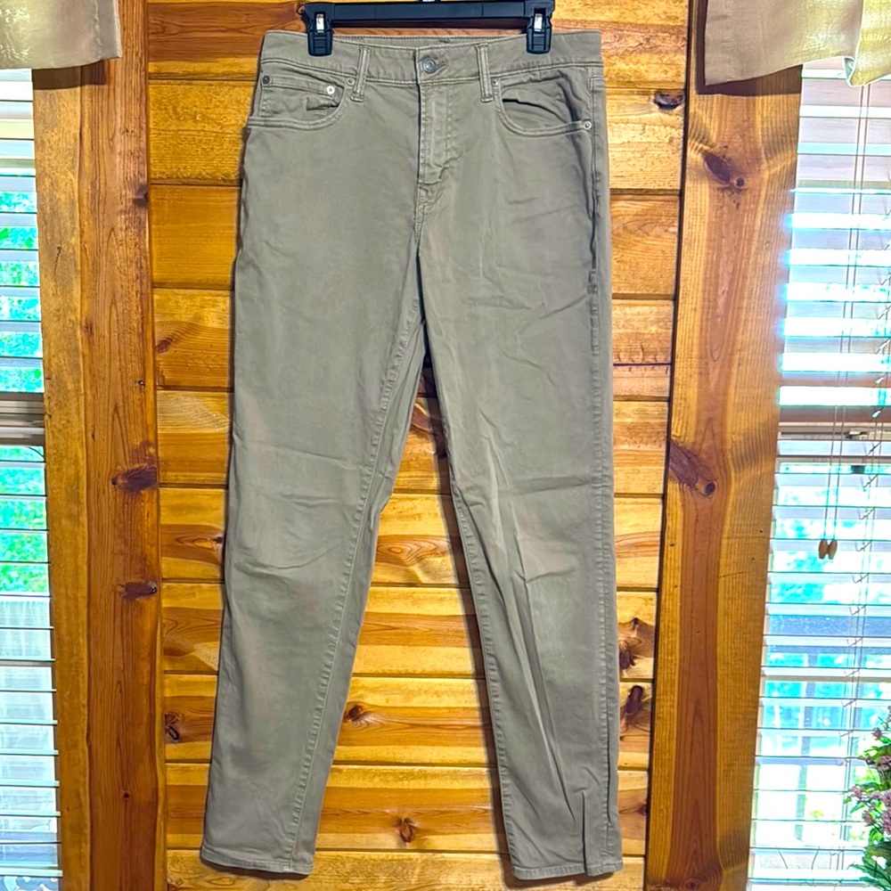 American Eagle Tan Flex Jeans Classic Style.  
Size - 32 X 36